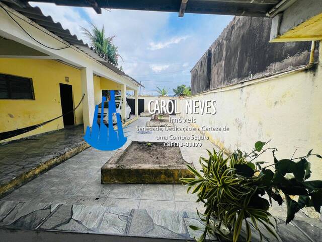 Casa para Venda em Mongaguá - 2