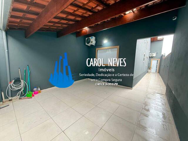 Casa para Venda em Mongaguá - 2