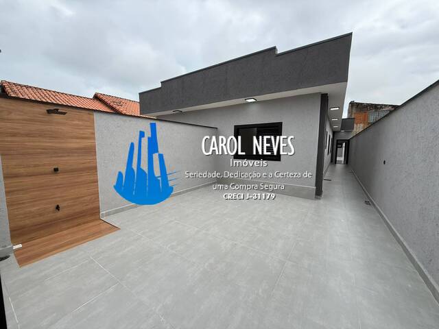 Casa para Venda em Mongaguá - 2