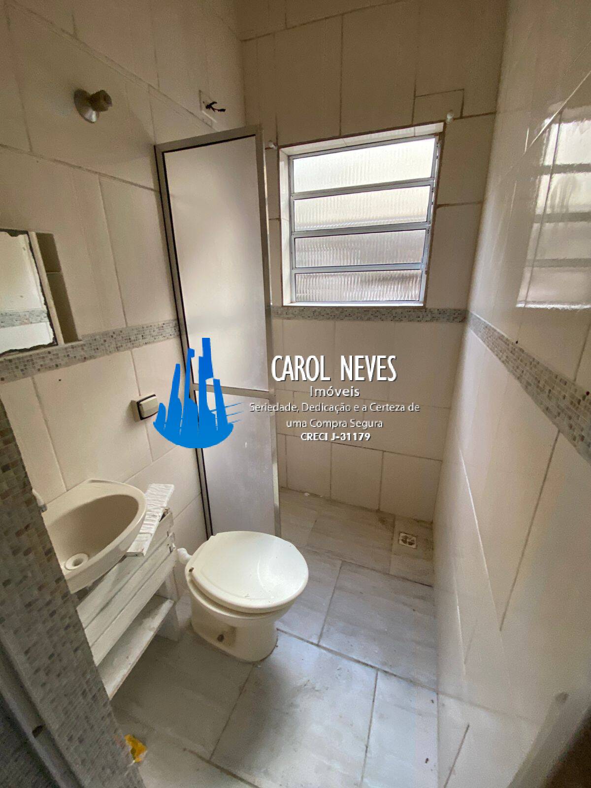 Casa à venda com 4 quartos, 200m² - Foto 9