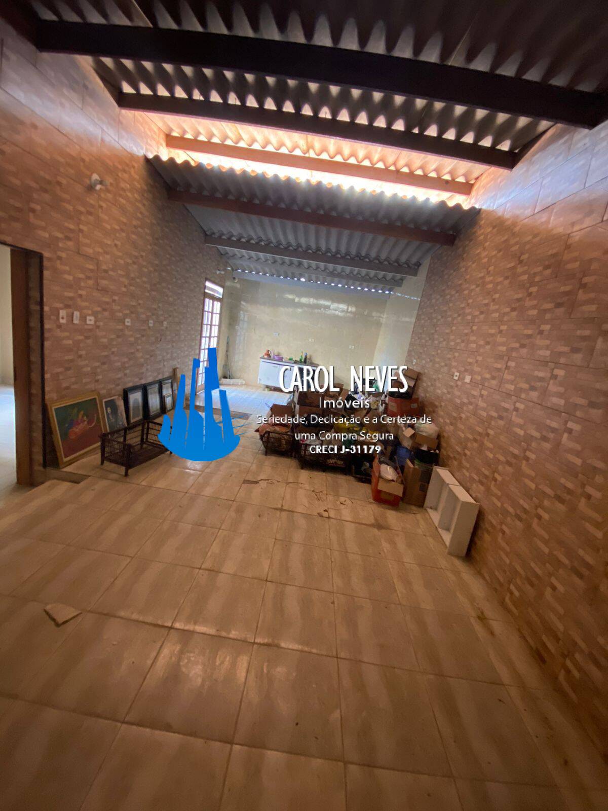 Casa à venda com 4 quartos, 200m² - Foto 13