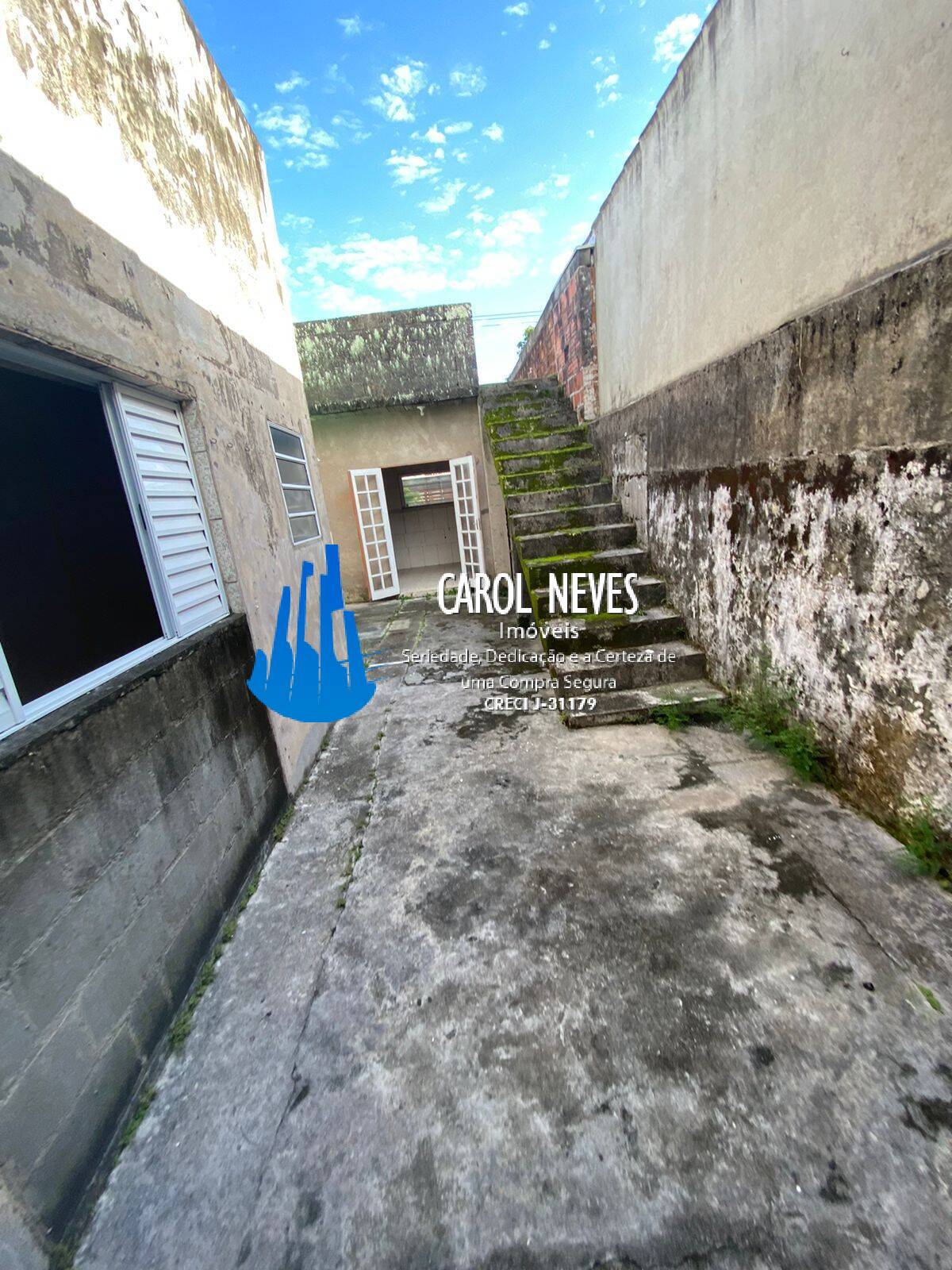Casa à venda com 4 quartos, 200m² - Foto 16