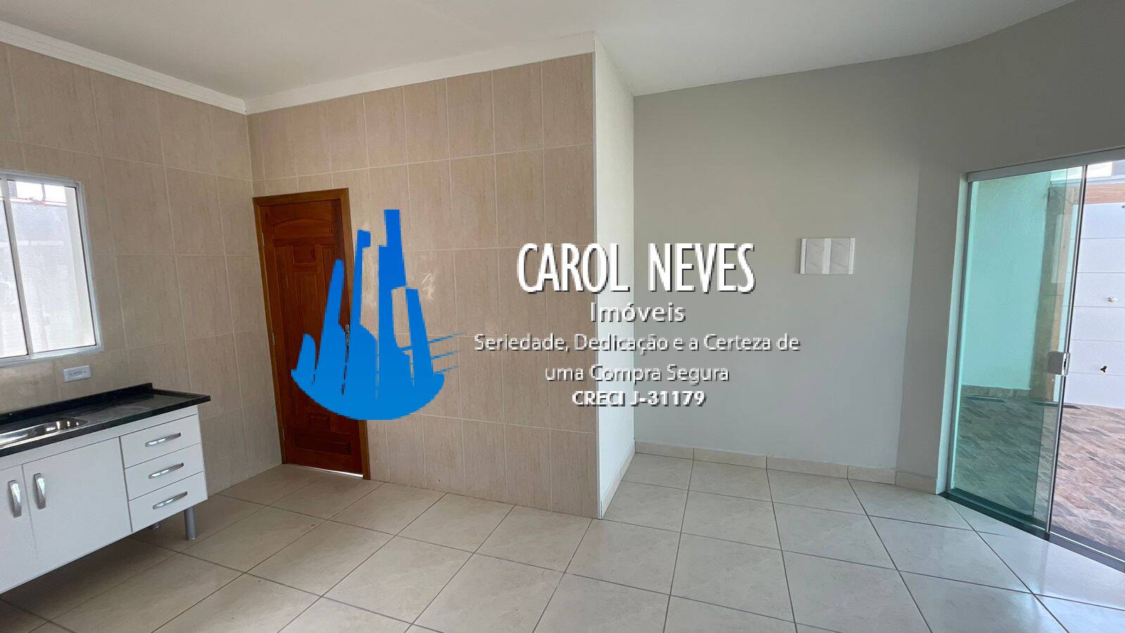 Casa à venda com 3 quartos, 77m² - Foto 4