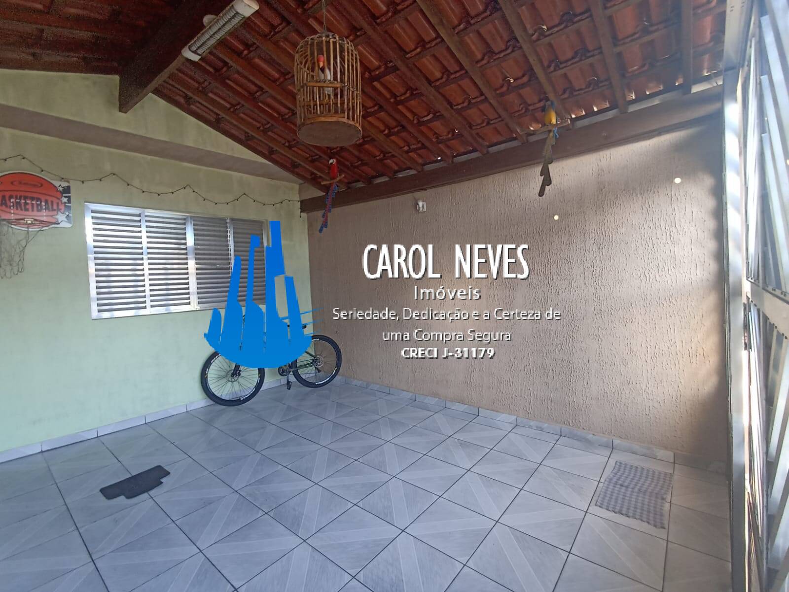 Casa à venda com 2 quartos, 100m² - Foto 3