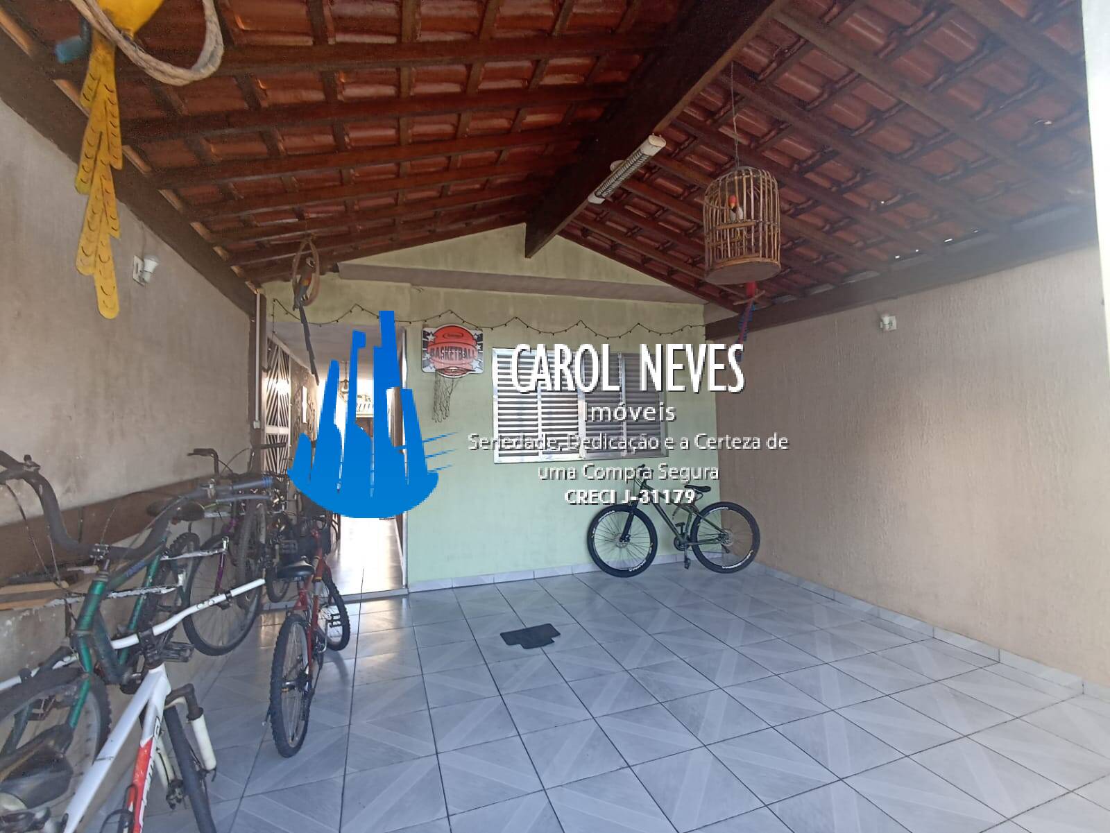 Casa à venda com 2 quartos, 100m² - Foto 4