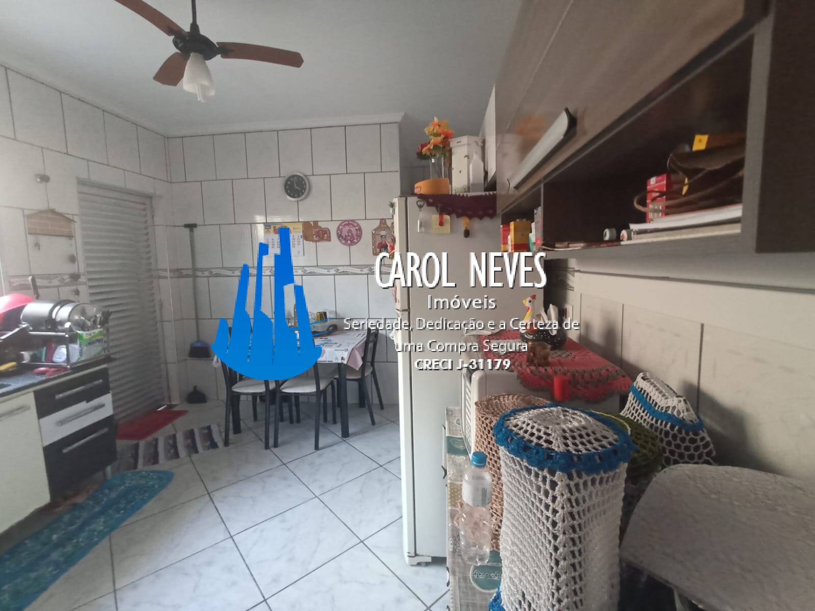 Casa à venda com 2 quartos, 100m² - Foto 11