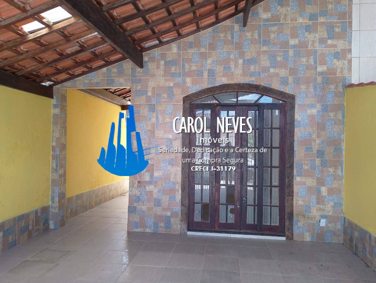 Casa à venda com 3 quartos, 118m² - Foto 2
