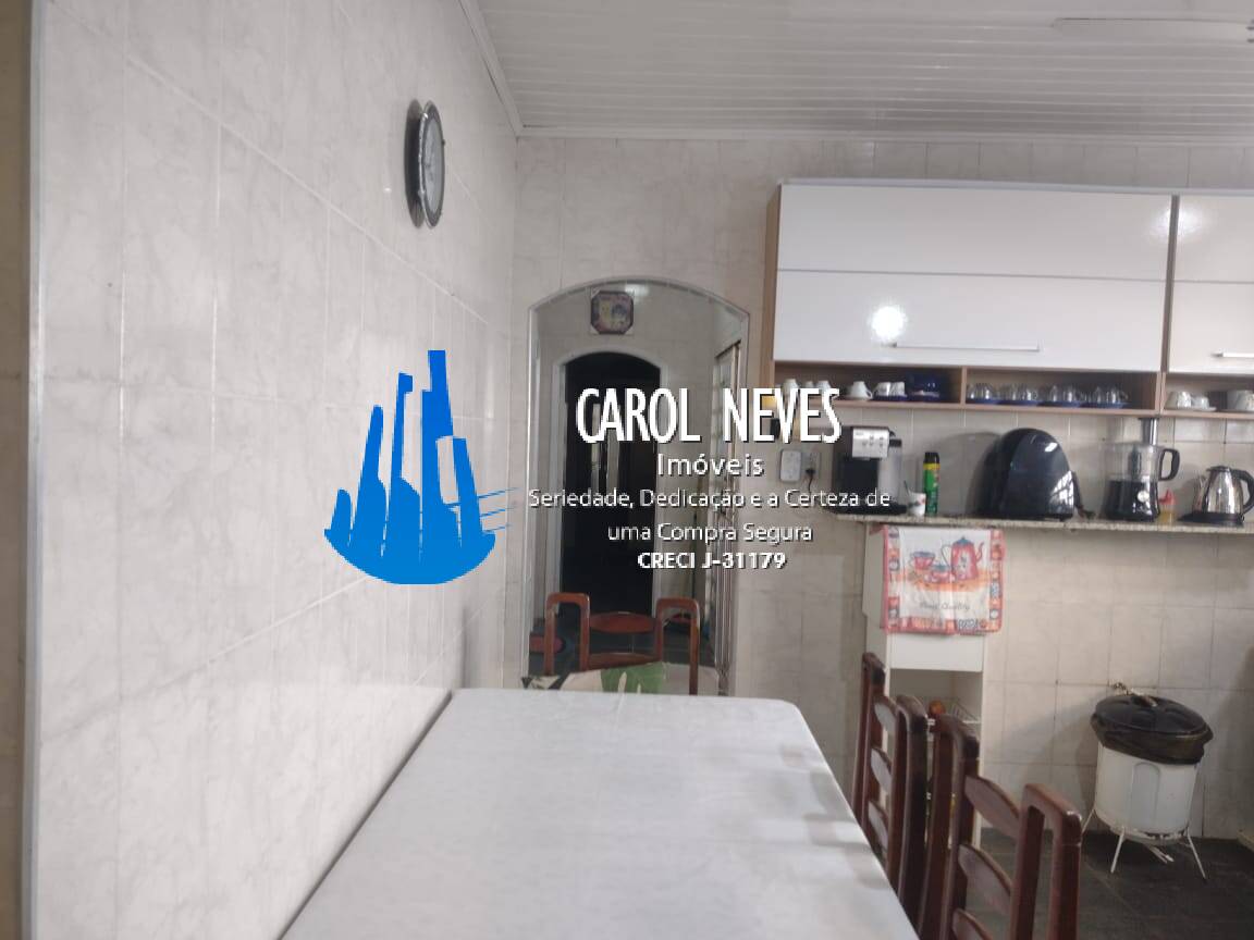 Casa à venda com 4 quartos, 90m² - Foto 11