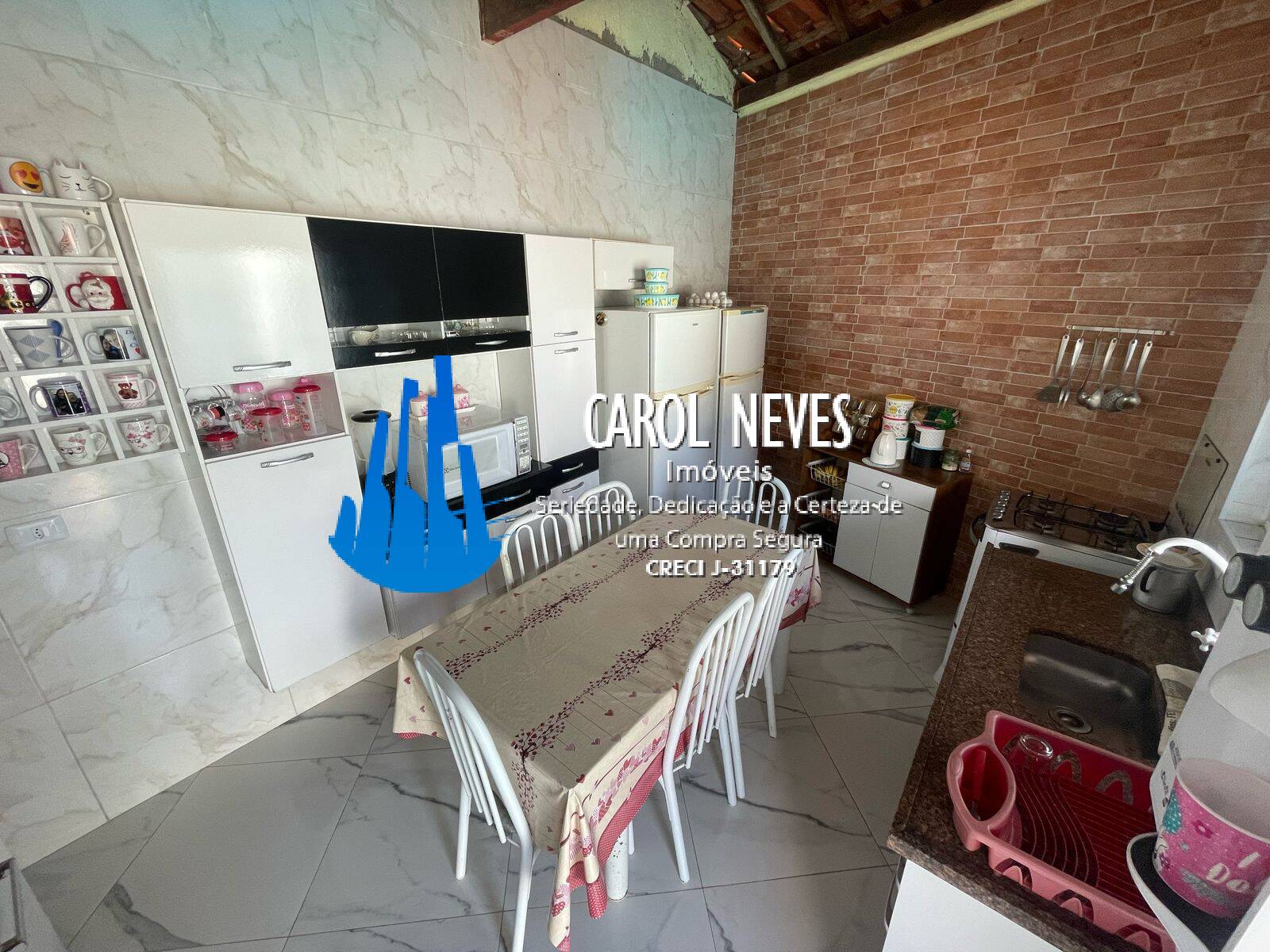 Casa à venda com 3 quartos, 92m² - Foto 14