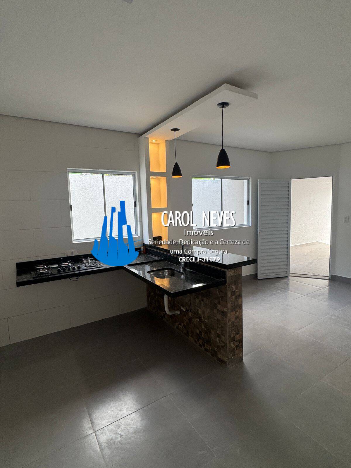 Casa à venda com 3 quartos, 75m² - Foto 5
