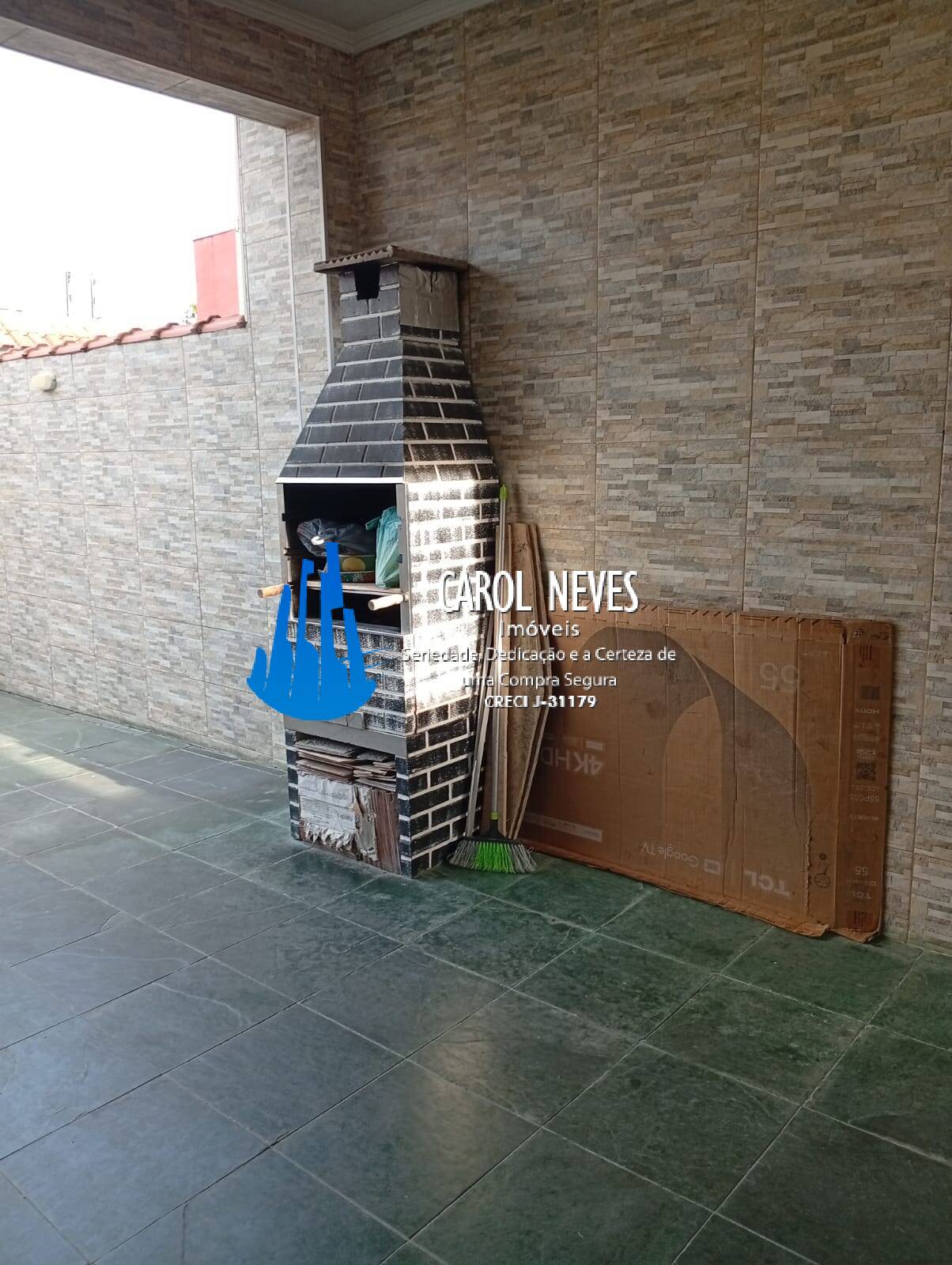 Casa à venda com 2 quartos, 140m² - Foto 5