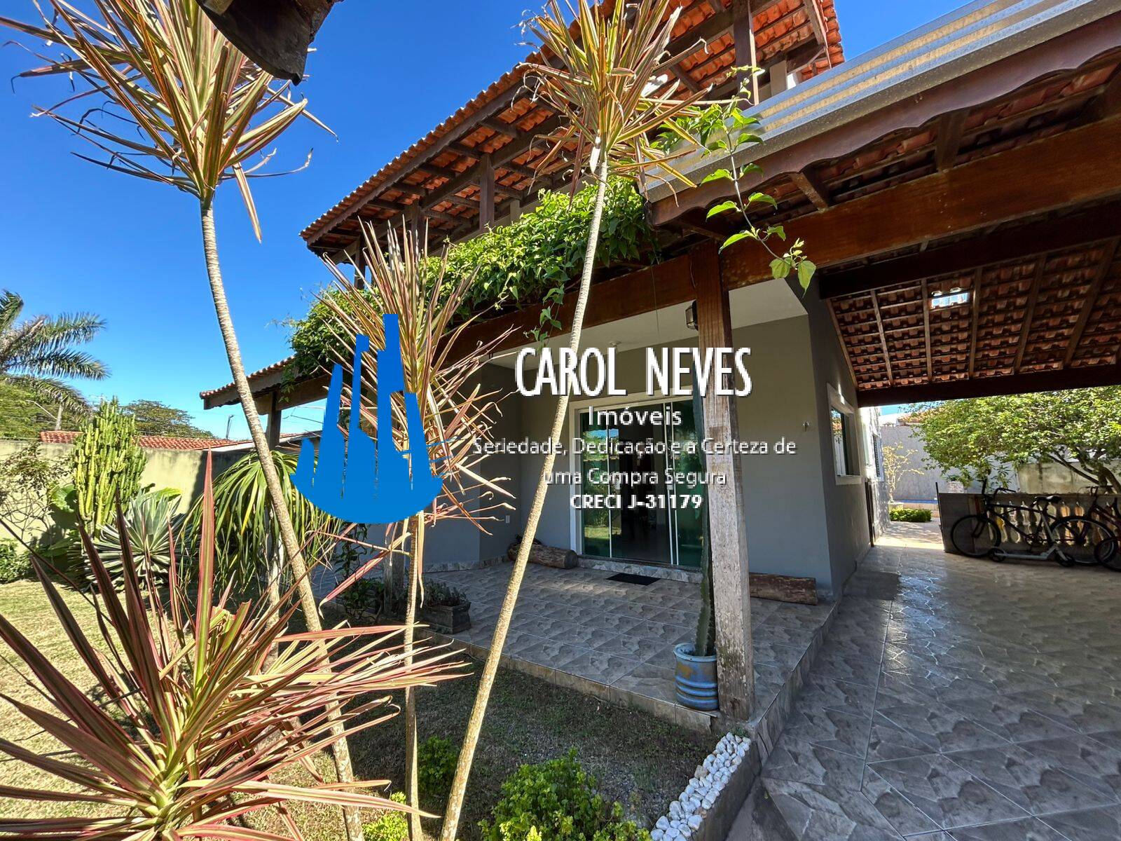 Casa à venda com 5 quartos, 229m² - Foto 4