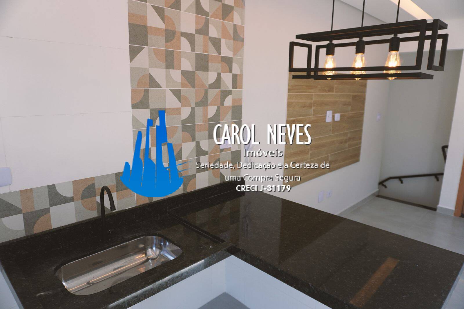 Casa à venda com 2 quartos, 82m² - Foto 3