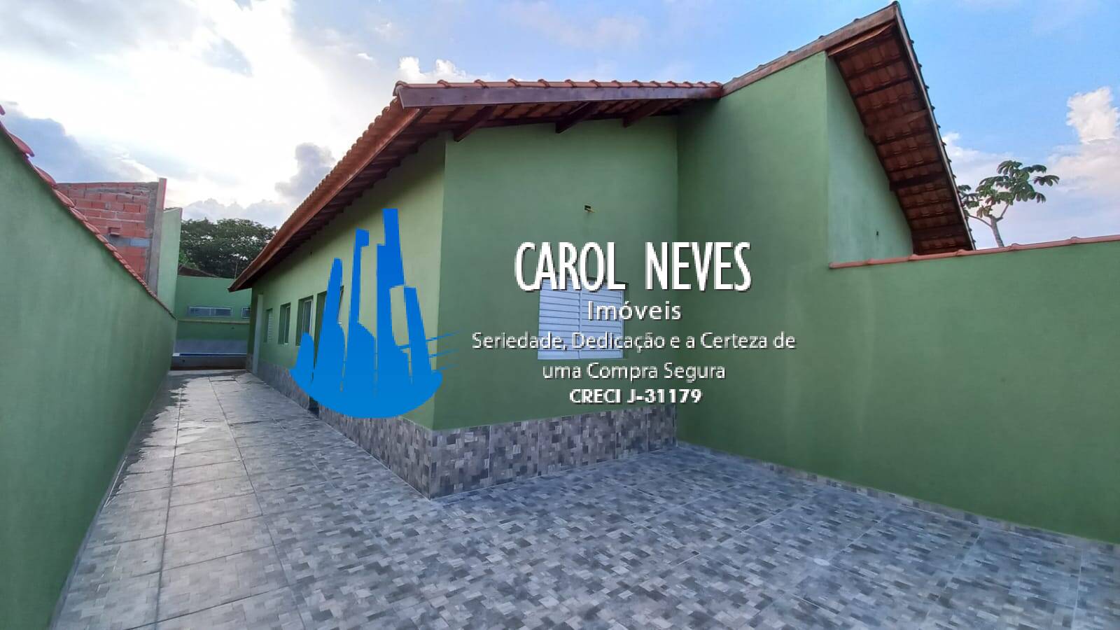 Casa à venda com 2 quartos, 64m² - Foto 2