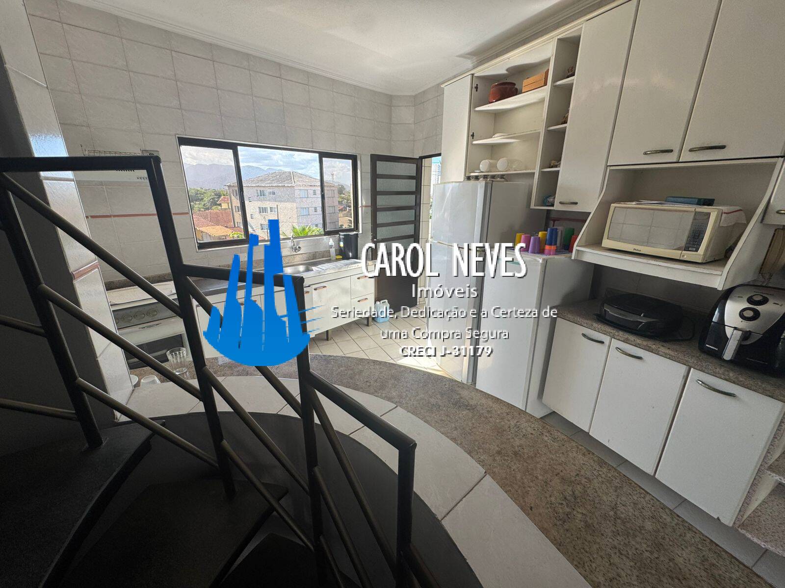 Apartamento para alugar com 2 quartos, 140m² - Foto 15