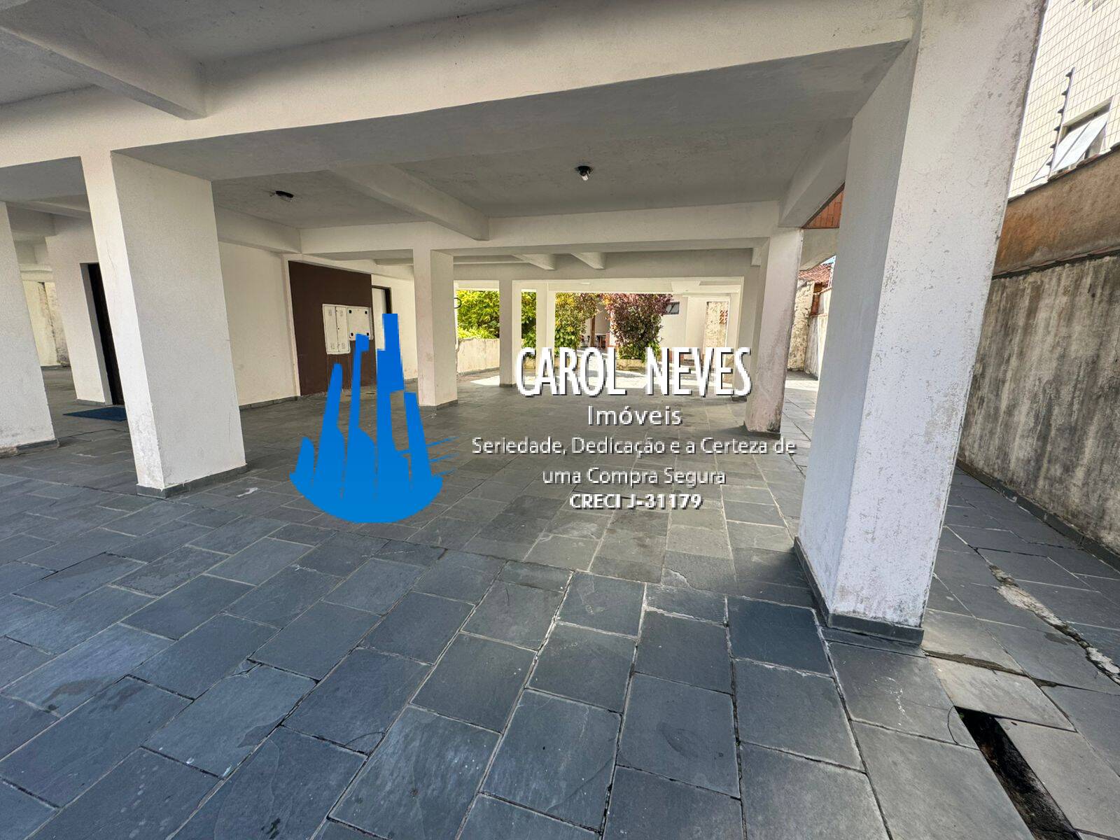 Apartamento para alugar com 2 quartos, 140m² - Foto 16