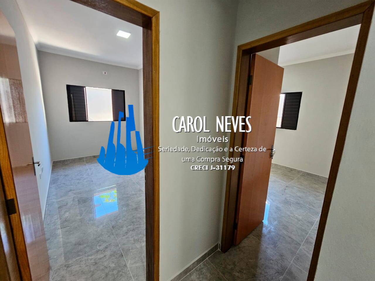 Casa à venda com 3 quartos, 75m² - Foto 17