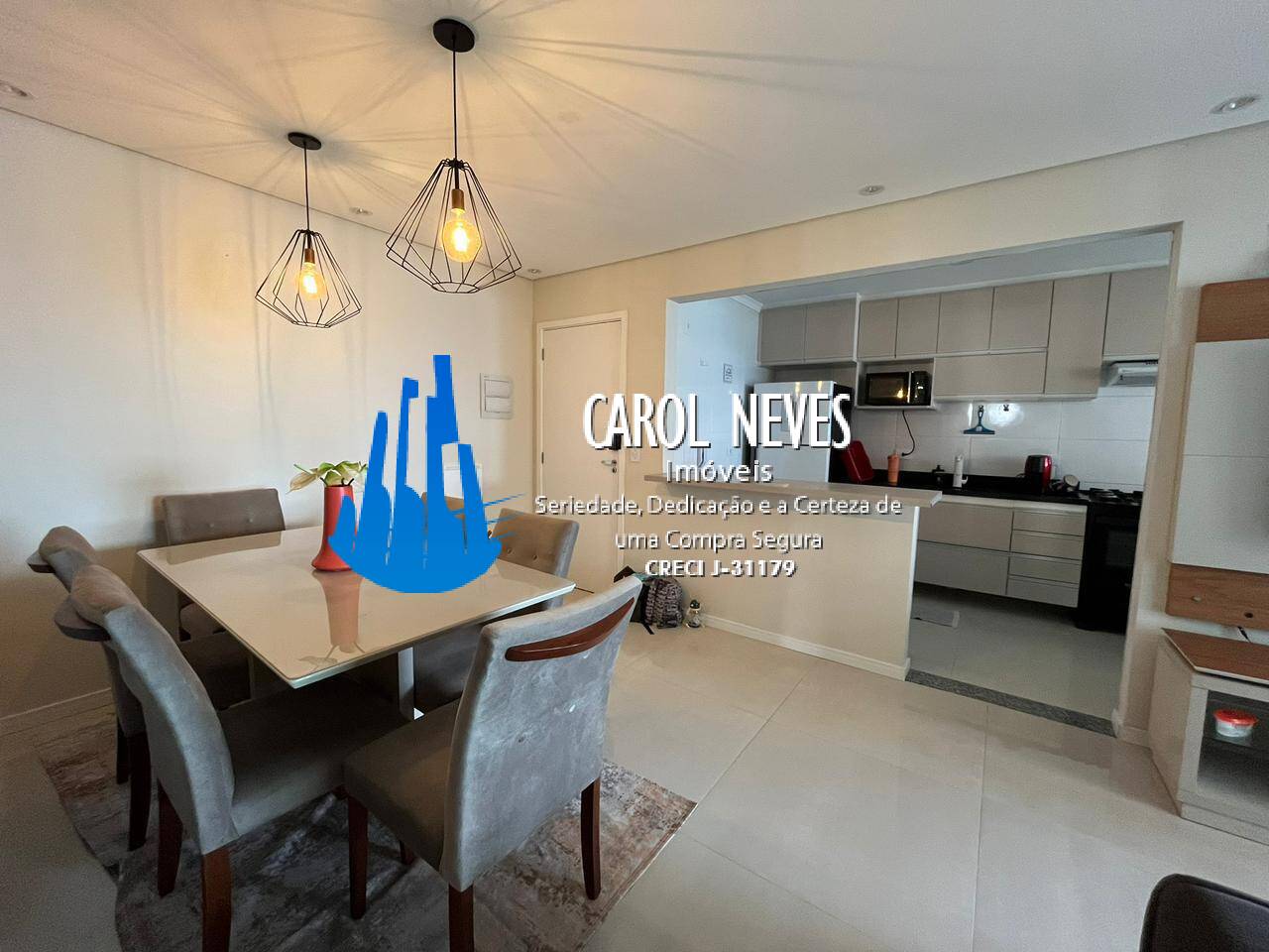 Apartamento à venda com 2 quartos, 80m² - Foto 3