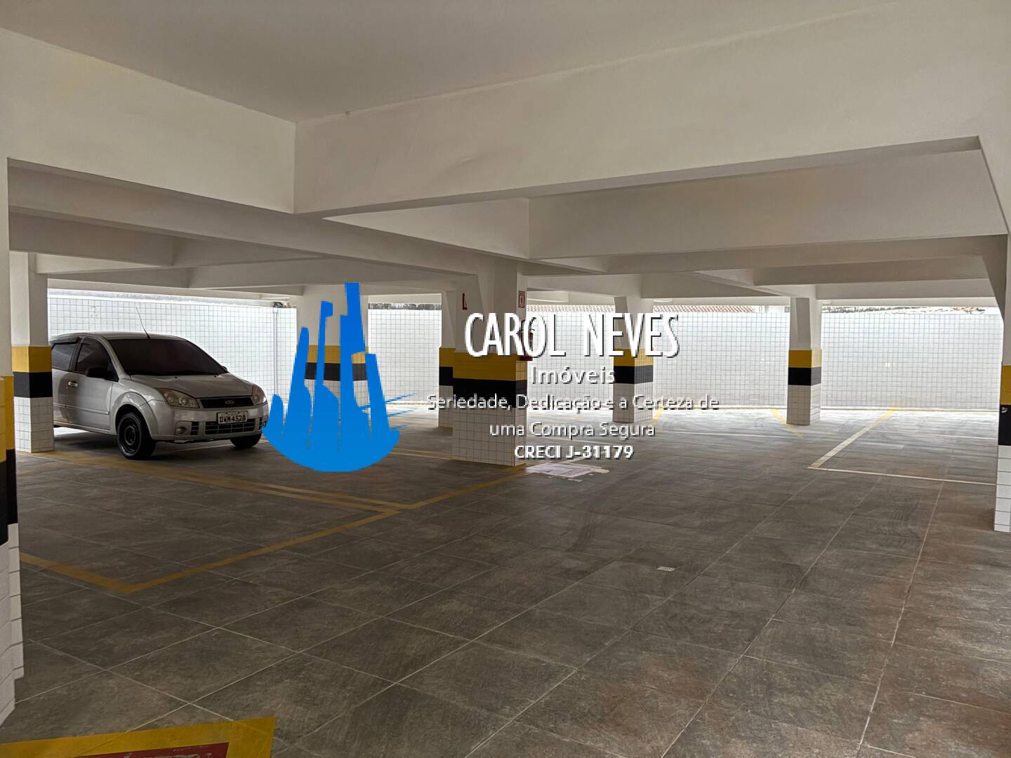 Apartamento à venda com 2 quartos, 57m² - Foto 4